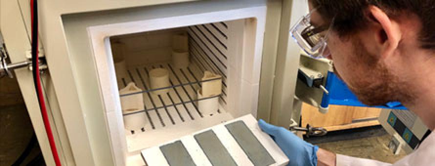 Large anode testing for zinc battery