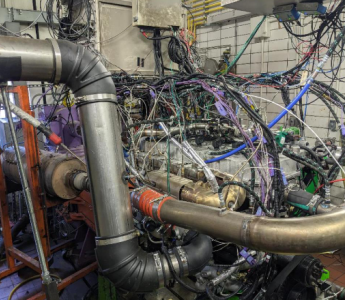 Cummins advanced CNG engine and aftertreatment in test cell