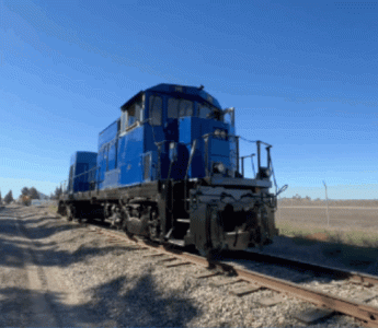 Locomotive operating under battery power